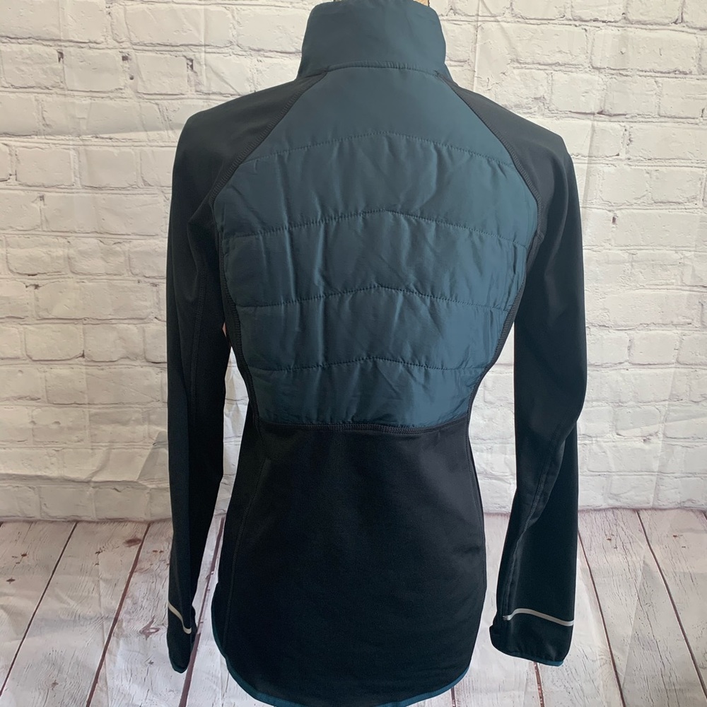 NWT Women’s New Balance active wear jacket - Picture 3 of 5
